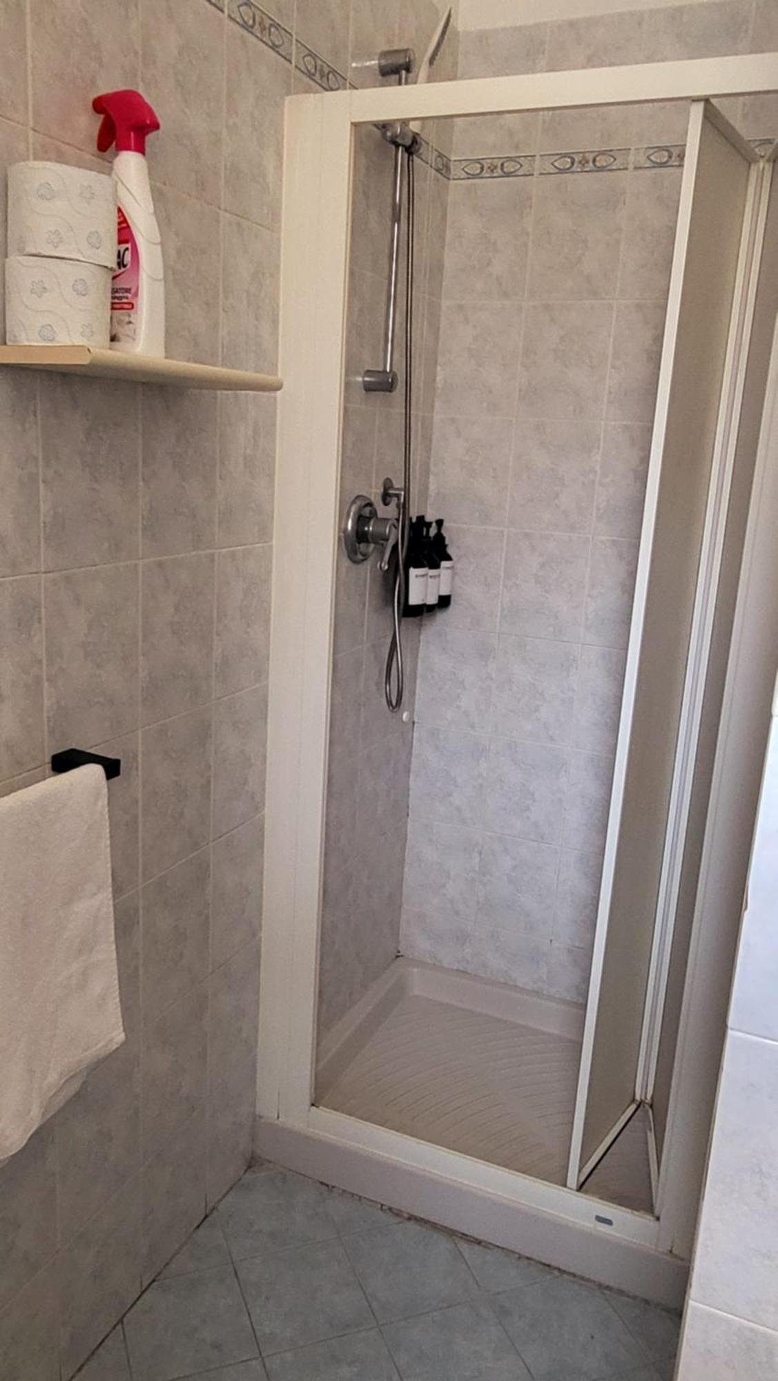 Casa Manzoni Leilighet Novara Eksteriør bilde